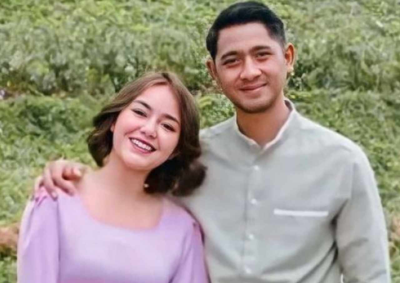 Di Dalam Mobil, Diduga Arya Saloka dan Amanda Mesra