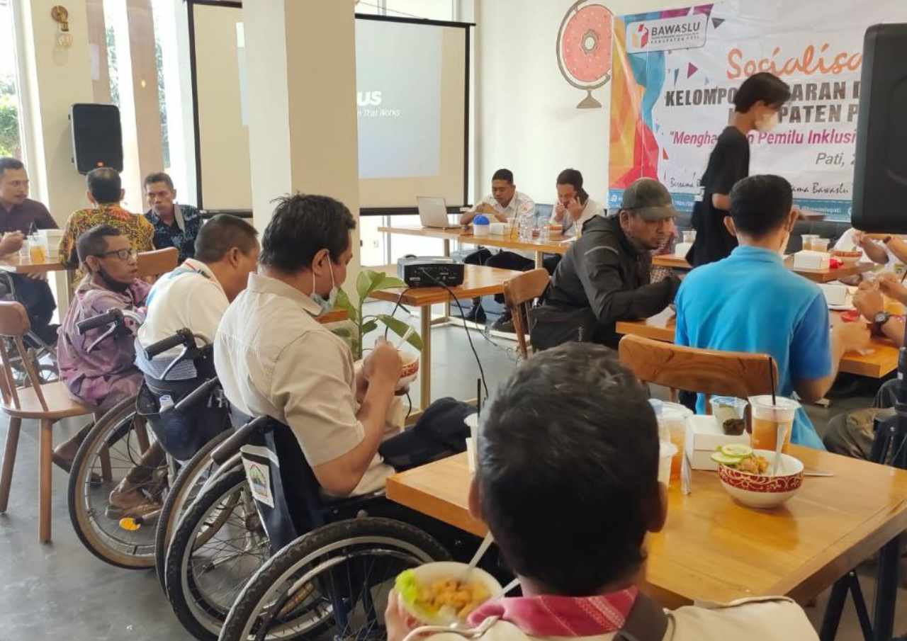 Libatkan Peran Disabilitas, Bawaslu Pati Jalin MoU dengan Dua Organisasi Disabilitas