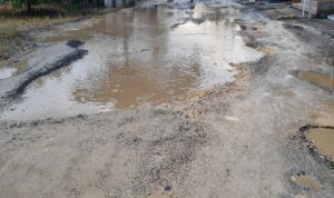 perbaikan jalan rusak di kabupaten jepara terus dilakukan