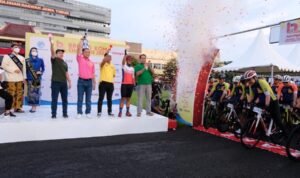 1.000 Peserta Ramaikan Ajang Kejuaraan Sepeda Bromo KOM Challenge 2022