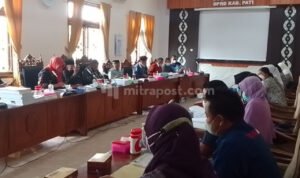Pra Seleksi PPPK, Komisi D Gelar Audiensi Dengan Bidan Honorer Pra Seleksi PPPK, Komisi D Gelar Audiensi Dengan Bidan Honorer
