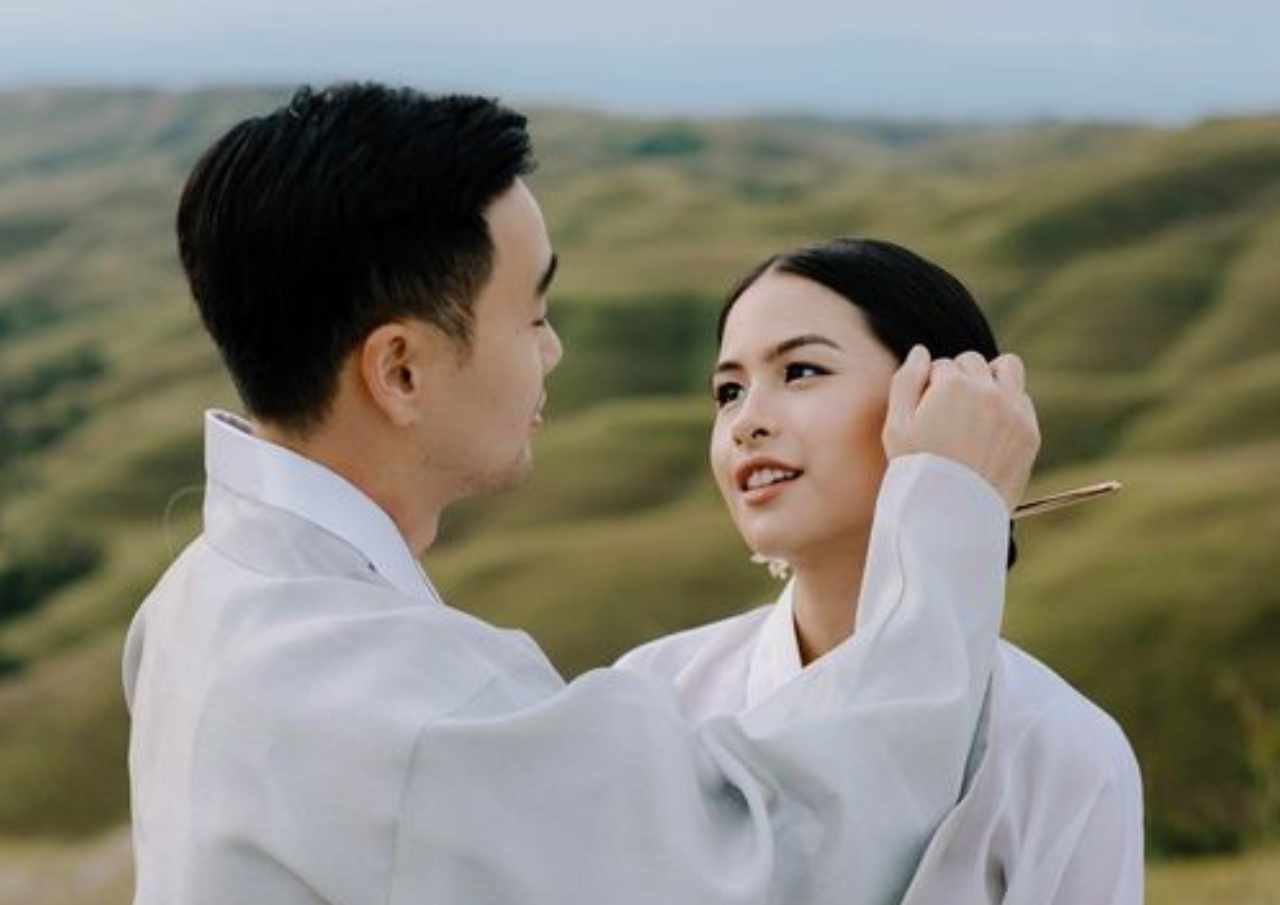 Suami Maudy Ayunda Mualaf sebelum Menikah