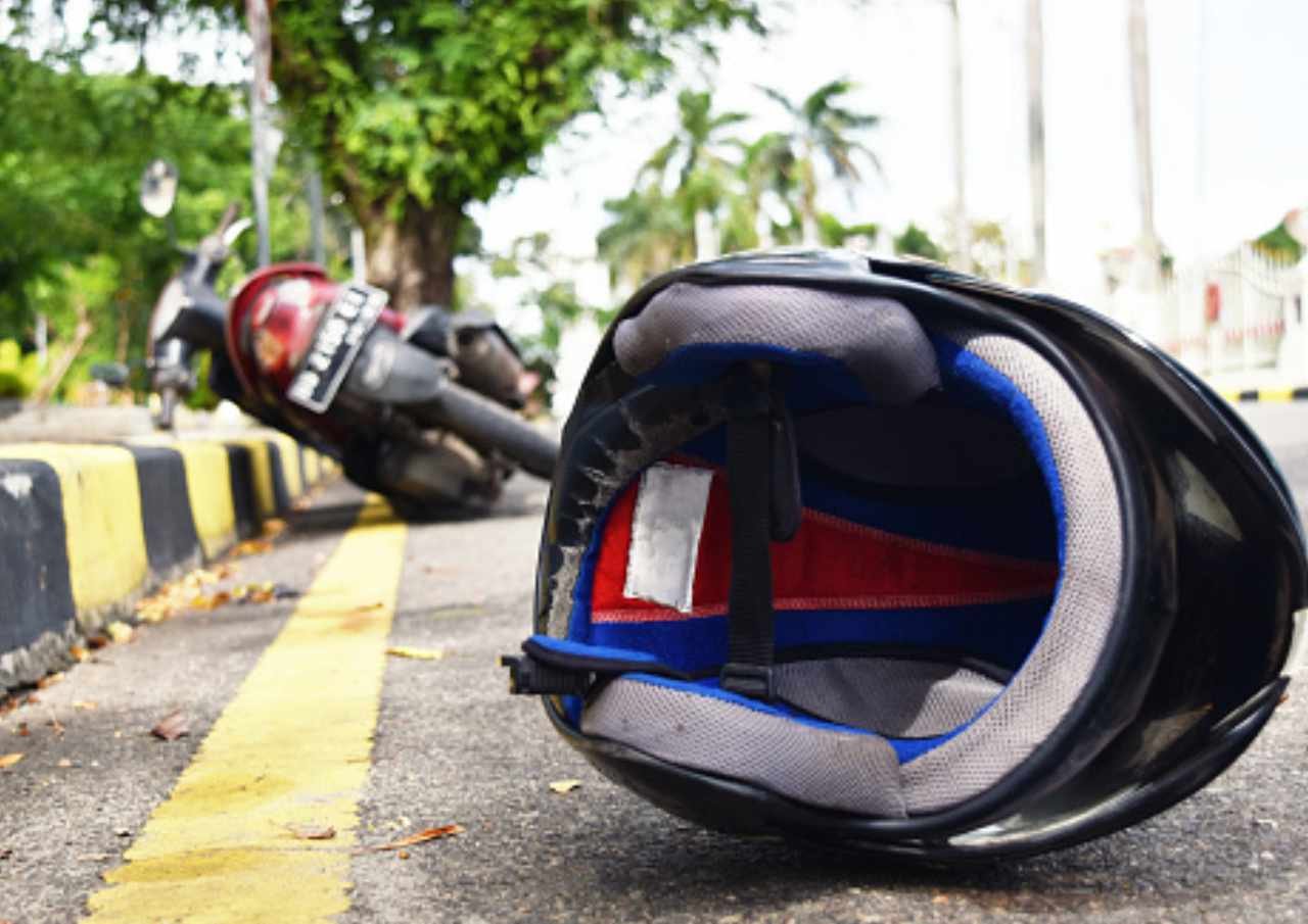Tabrak Pembatas Jalan, Pengendara RX King Tewas