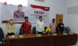 Reses di Sukolilo, Endro Dwi Cahyono Ingatkan Pentingnya Menjadi Peserta BPJS Reses di Sukolilo, Endro Dwi Cahyono Ingatkan Pentingnya Menjadi Peserta BPJS