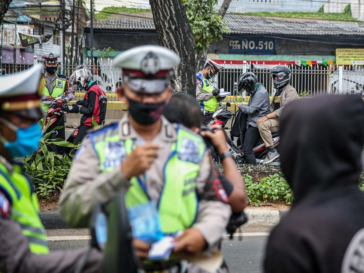 Ribuan Pengendara Tidak Gunakan Helm Mendominasi Pelanggaran Ops Patuh Candi 2022 di Pati