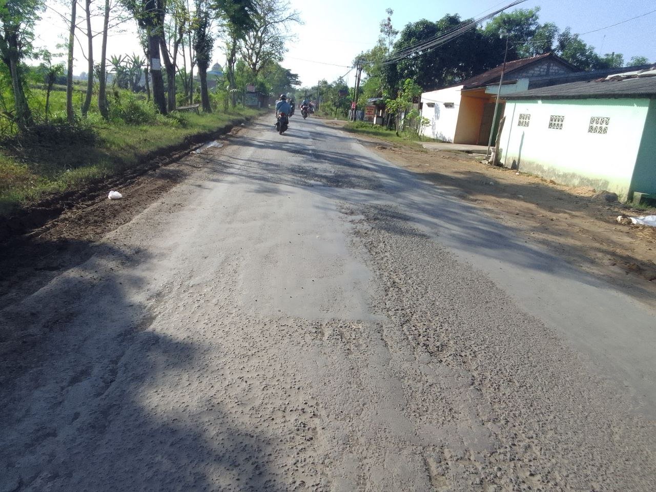 Belum Lama Diperbaiki, Jalan Alternatif di Pati Rusak Lagi