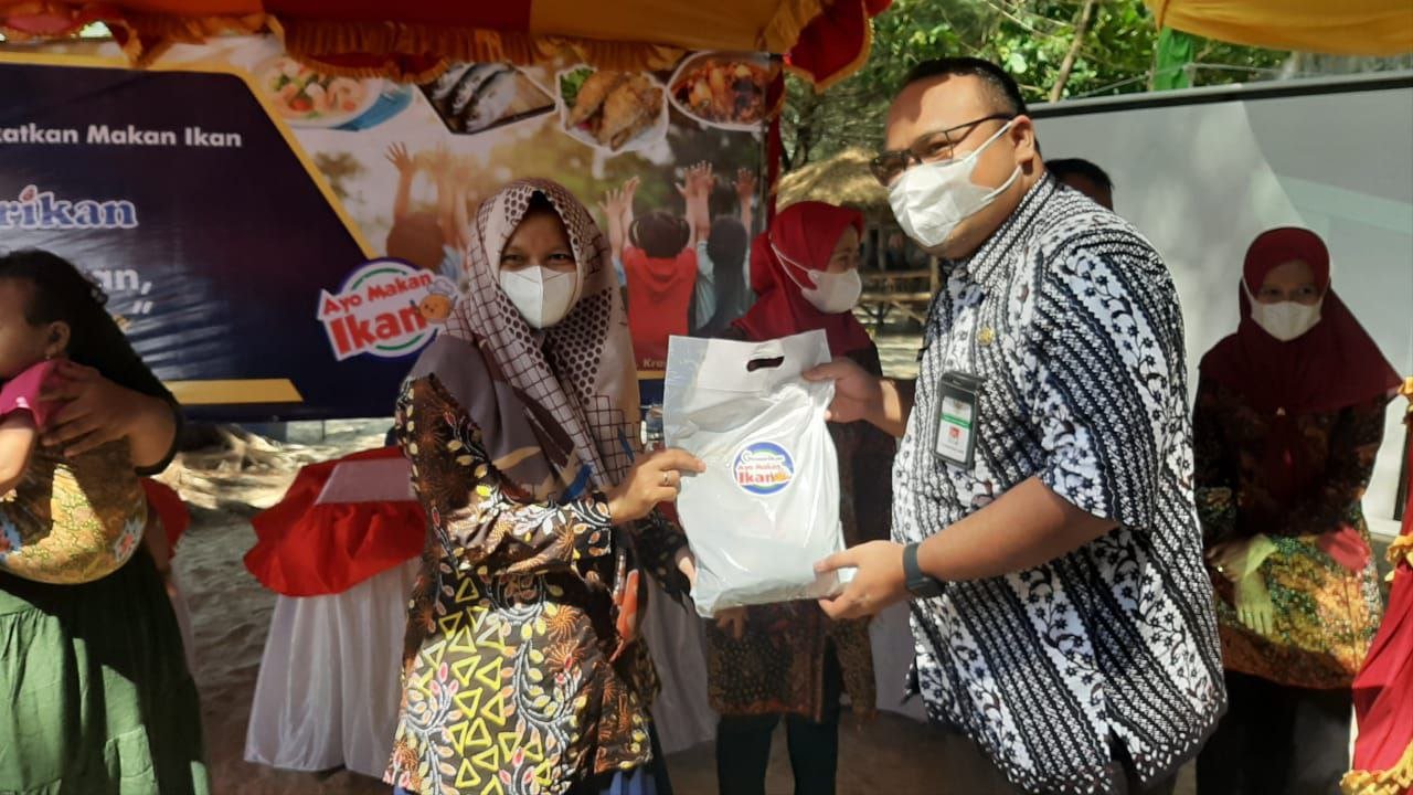 Tekan Penurunan Stunting di Rembang, Dinlutkan Kembali Sosialisasikan Gemar Makan Ikan