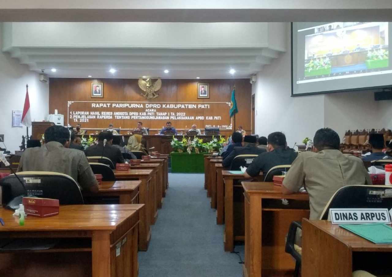 DPRD Pati Serahkan Hasil Reses Tahap I Tahun 2022 kepada Bupati
