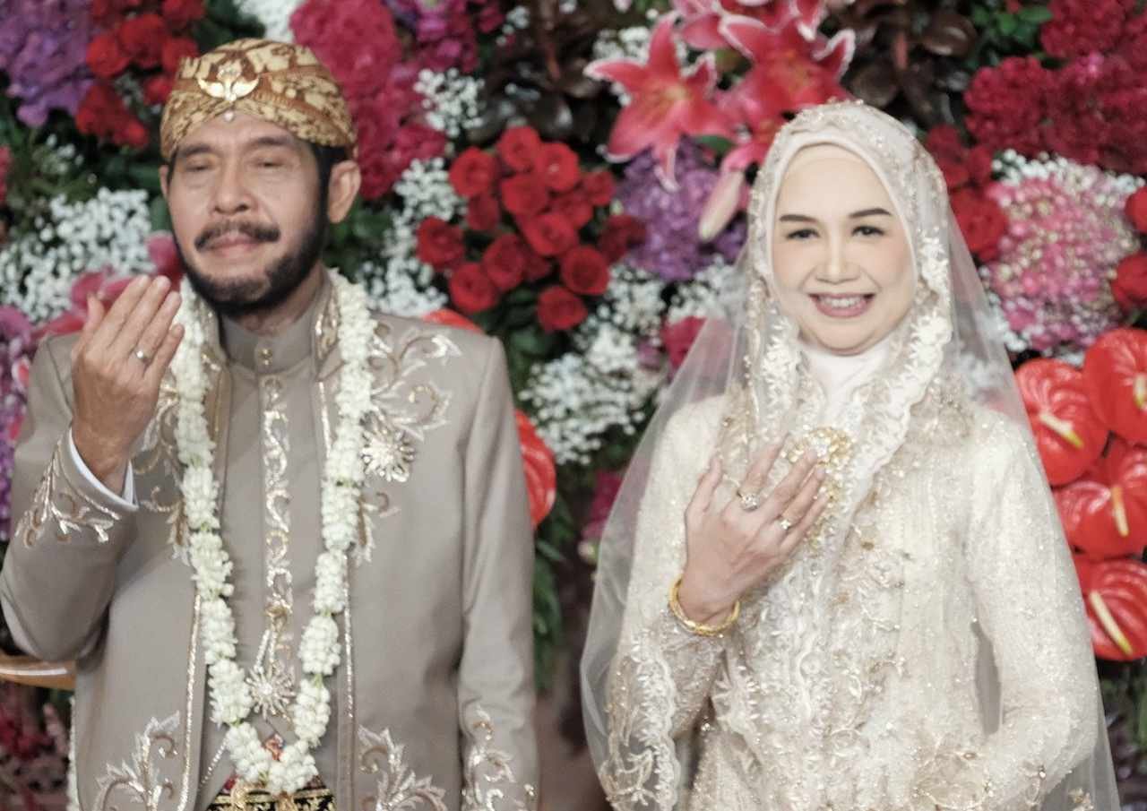 Nikahi Adik Jokowi, Anwar Usman Diminta Mundur sebagai Ketua MK