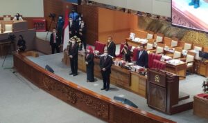 dpr ri resmi sahkan 3 calon anggota dkpp