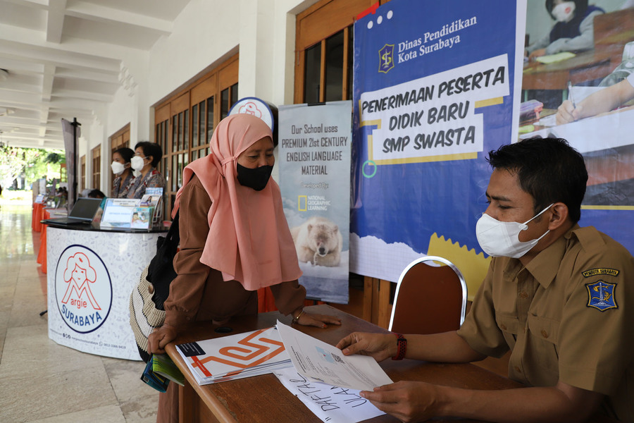 PPDB Offline SMP Swasta di Kota Surabaya Dibuka Hingga 14 Juli