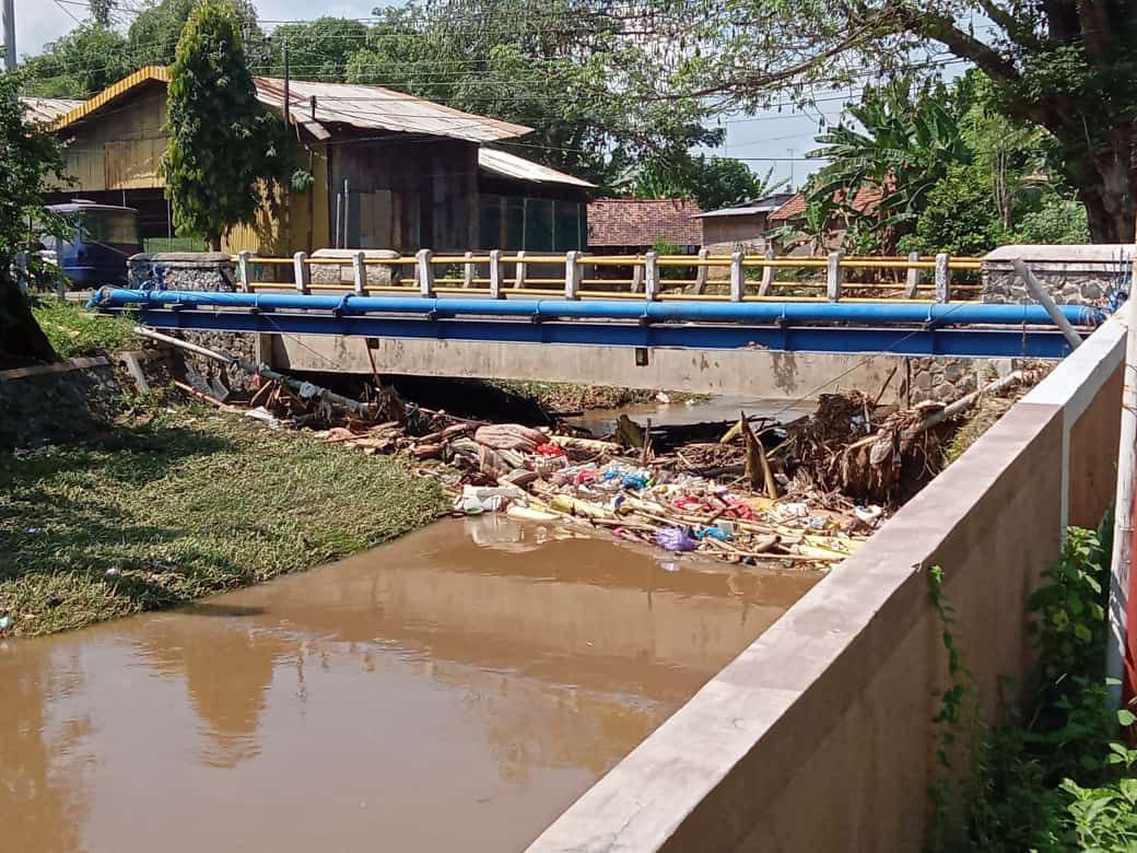Bukan Faktor Alam, Perilaku Masyarakat Adalah Penyebab Utama Banjir Kemarin