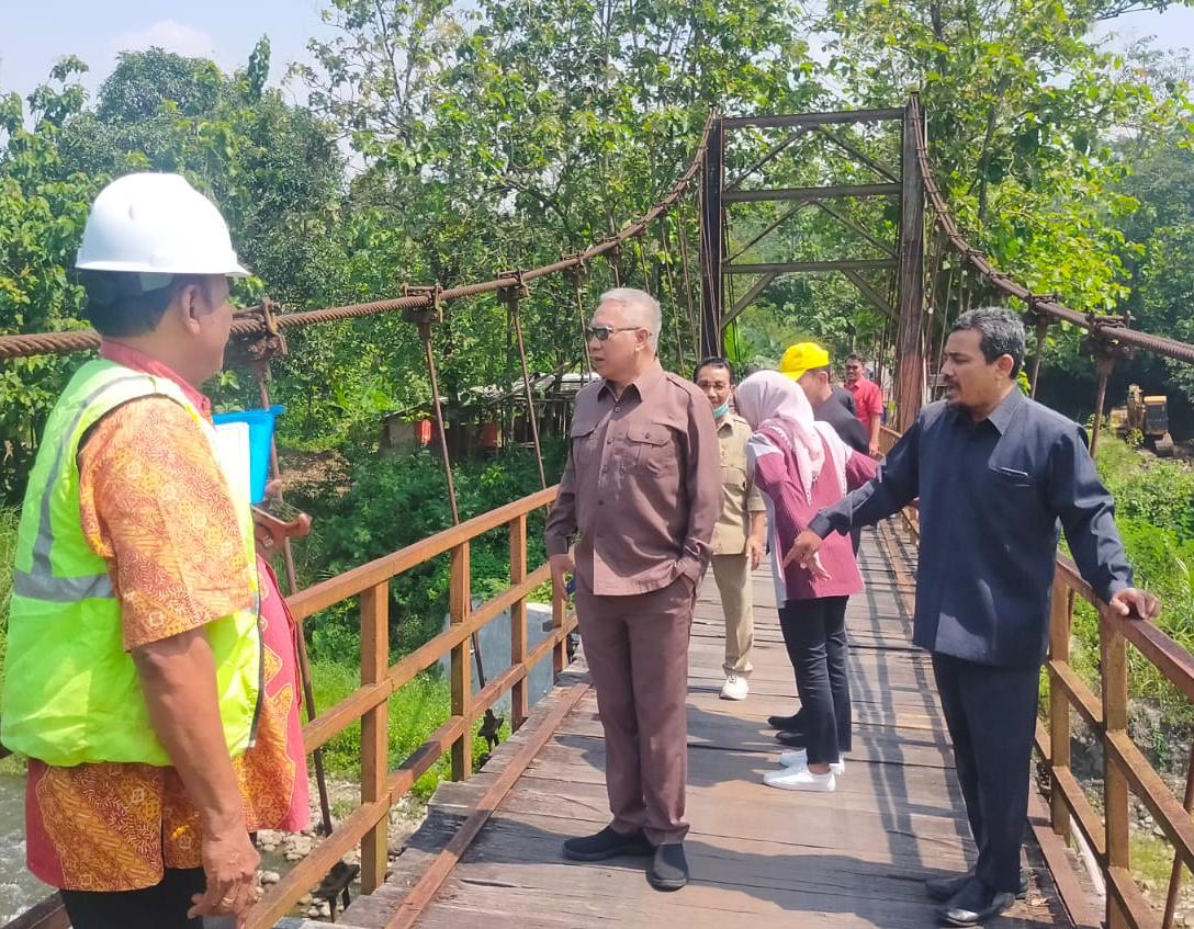 Pengerjaan Jembatan Kaca Tinjomoyo Semarang Ditarget Selesai Akhir 2022