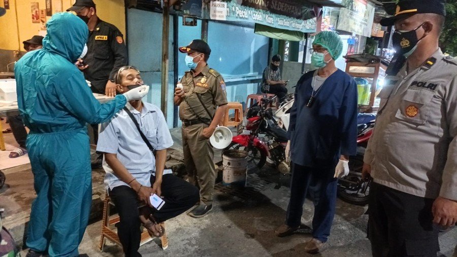 Kasus Covid-19 Meningkat, Pemkot Surabaya Gencarkan Swab Hunter