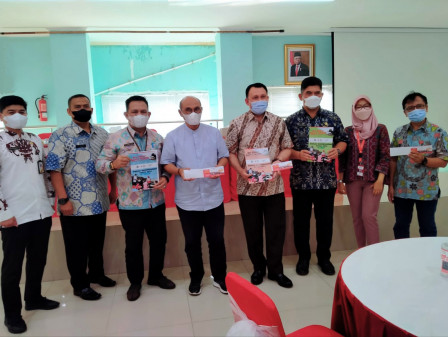 PMI Jakarta Timur Mulai Distribusikan Material Untuk Penggalangan Bulan Dana