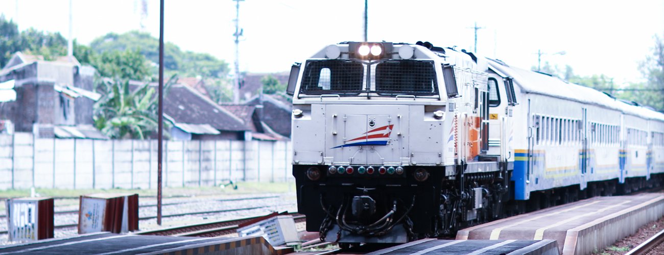KAI Wajibkan Penumpang Belum Vaksin Booster Wajib Tunjukkan Hasil Negatif Covid-19