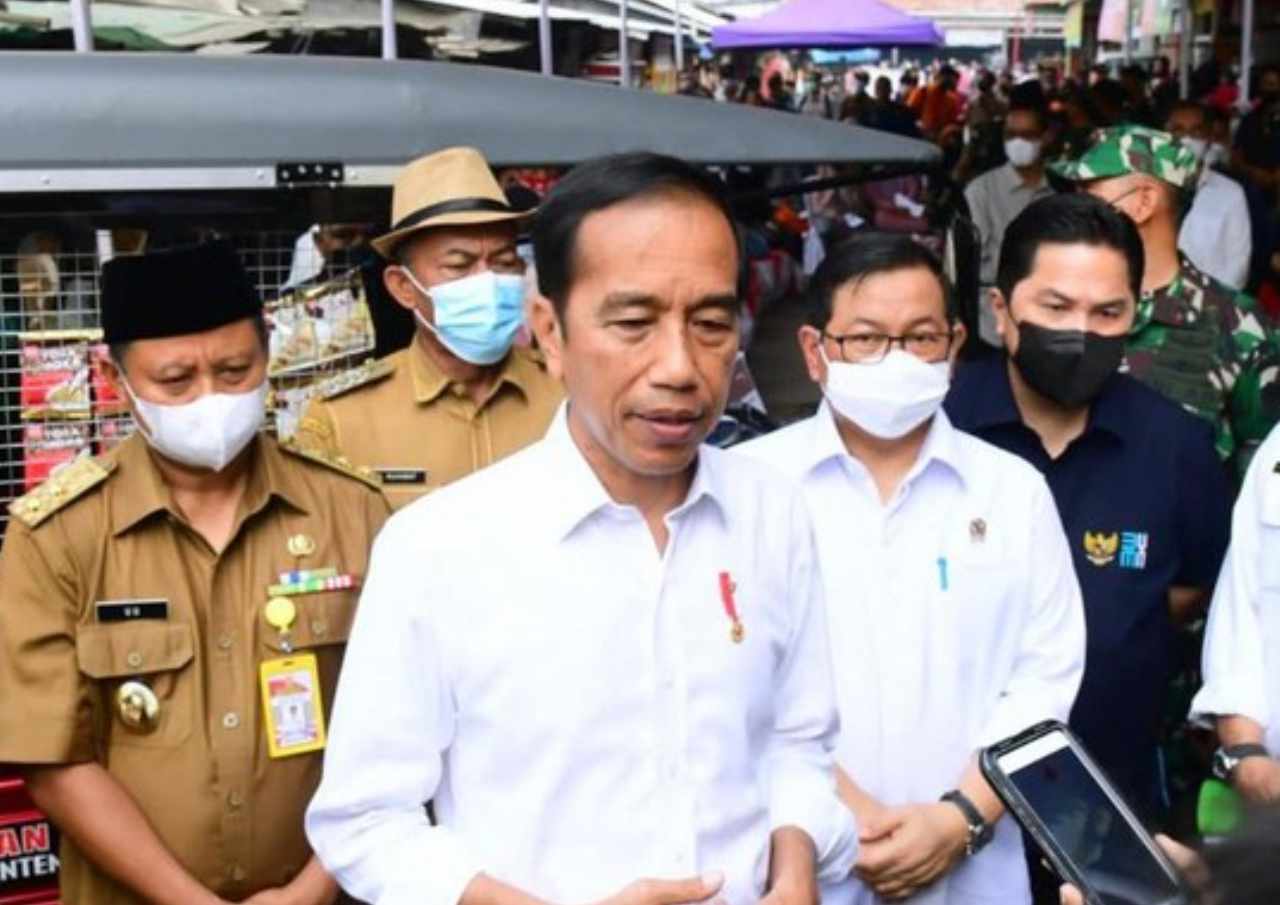 Mendag Zulkifli Bagi Minyakita Gratis Minta Anaknya Dipilih, Begini Kode Keras Jokowi