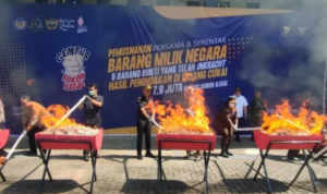 Kudus Bersih dari Rokok Ilegal Kudus Bersih dari Rokok Ilegal
