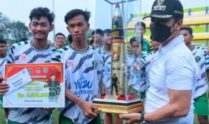 Saksikan Final Liga Santri, Bupati Kudus Beri Dukungan pada Pemain Persiku Junior
