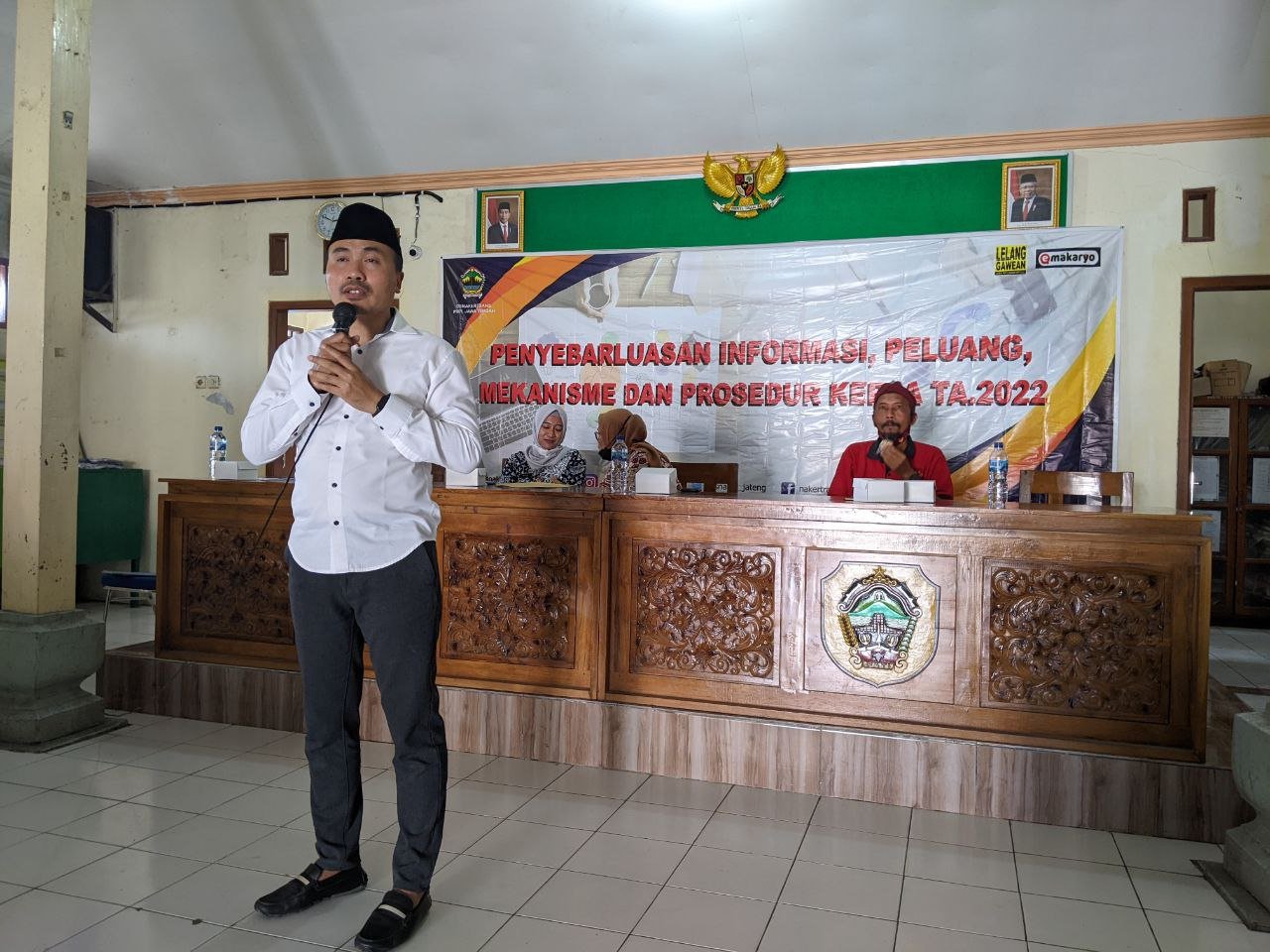Foto : Kegiatan sosialisasi Penyebarluasan Informasi peluang kerja oleh Disnakertrans Provinsi Jawa Tengah bersama dengan DPRD Provinsi Jawa Tengah (Sumber : Mitrapost.com/Anang SY)