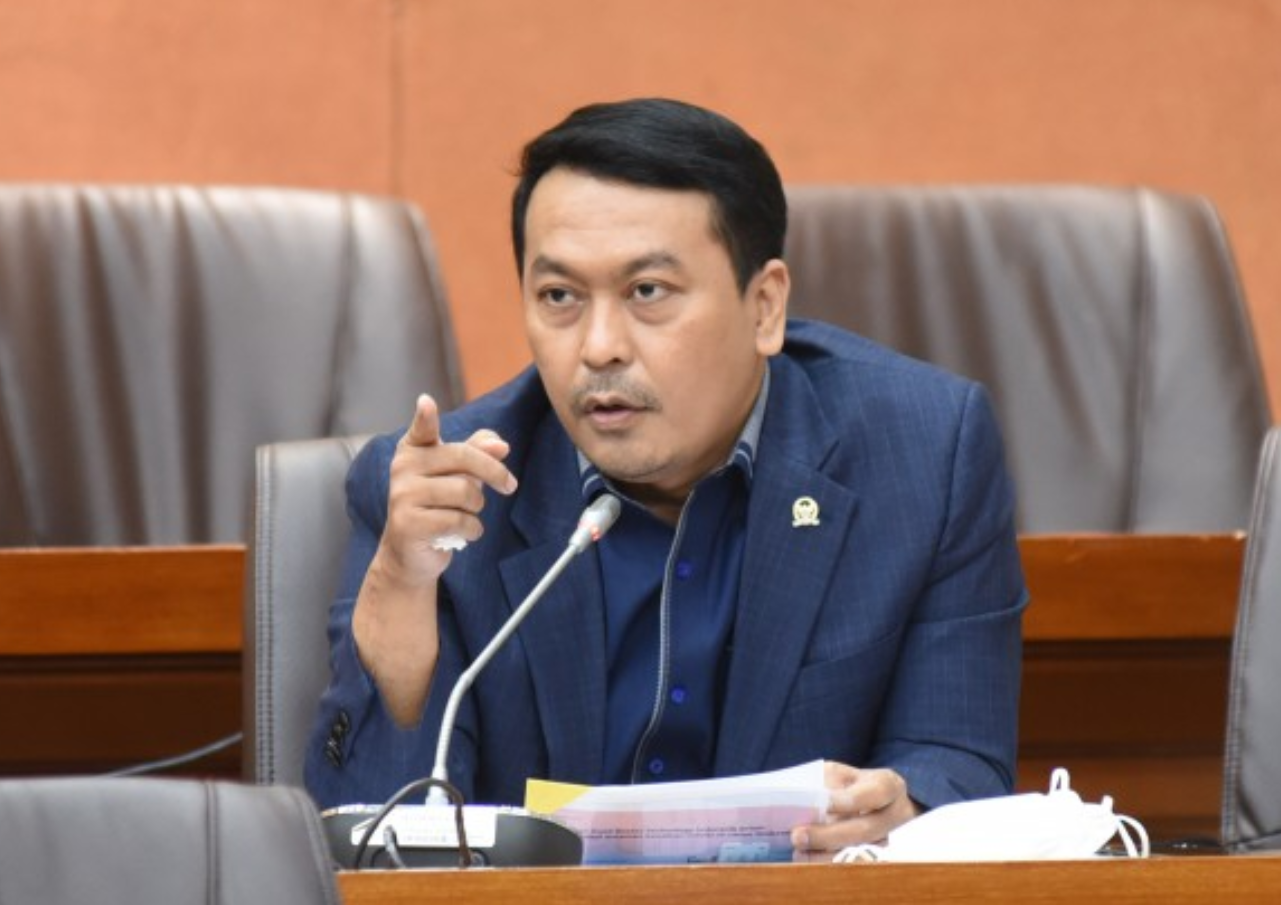 Anggota DPR RI Ingin Istaka Karya Segera Dibubarkan
