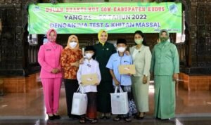 Gerakan Organisasi Wanita Kudus Gelar Acara Khitan Massal