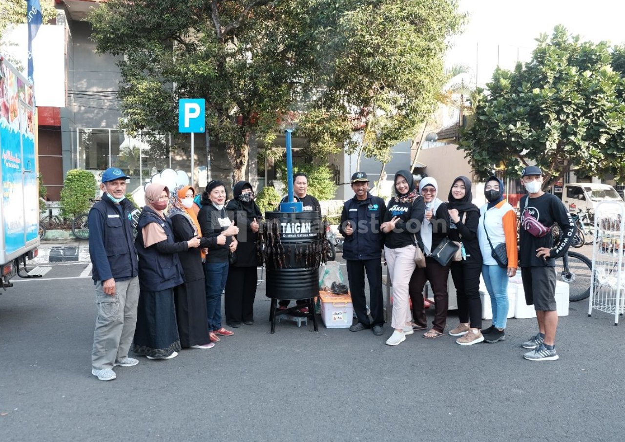 DKP Pati Gelar Acara Makan Ikan Gratis di Acara Car Free Day