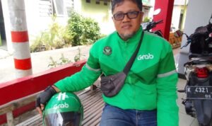 Ojol Pati Nantikan Realisasi Aturan Kenaikan Tarif Ojol Pati Nantikan Realisasi Aturan Kenaikan Tarif