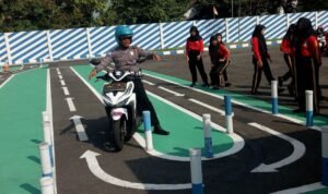 Pelatihan Safety Riding, Polres Pati Harapkan Siswa Bisa Jadi Pelopor Keselamatan Berlalu Lintas