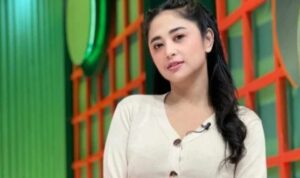 Dewi Persik