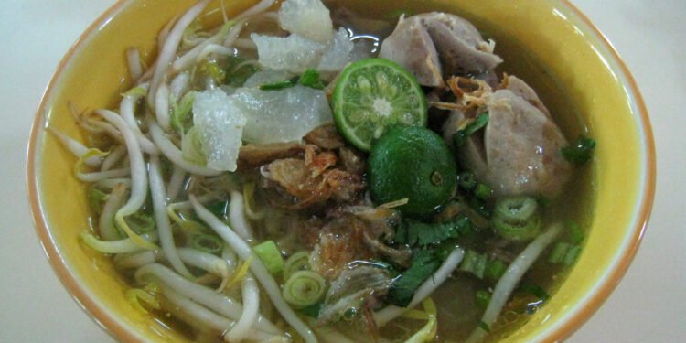 Kuliner Khas Bandung Mie Kocok Bandung