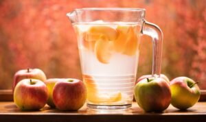 5 Resep Infused Water dan Khasiatnya