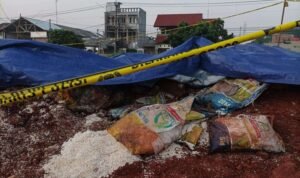 DPR Desak Kemensos Jelaskan Adanya Temuan Penimbunan Beras Bansos di Depok