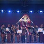 Foto: Para Juara Mas dan Mbak Duta Wisata Kabupaten Rembang tahun 2022/mitrapost.com/Sri Lestari Foto: Para Juara Mas dan Mbak Duta Wisata Kabupaten Rembang tahun 2022/mitrapost.com/Sri Lestari