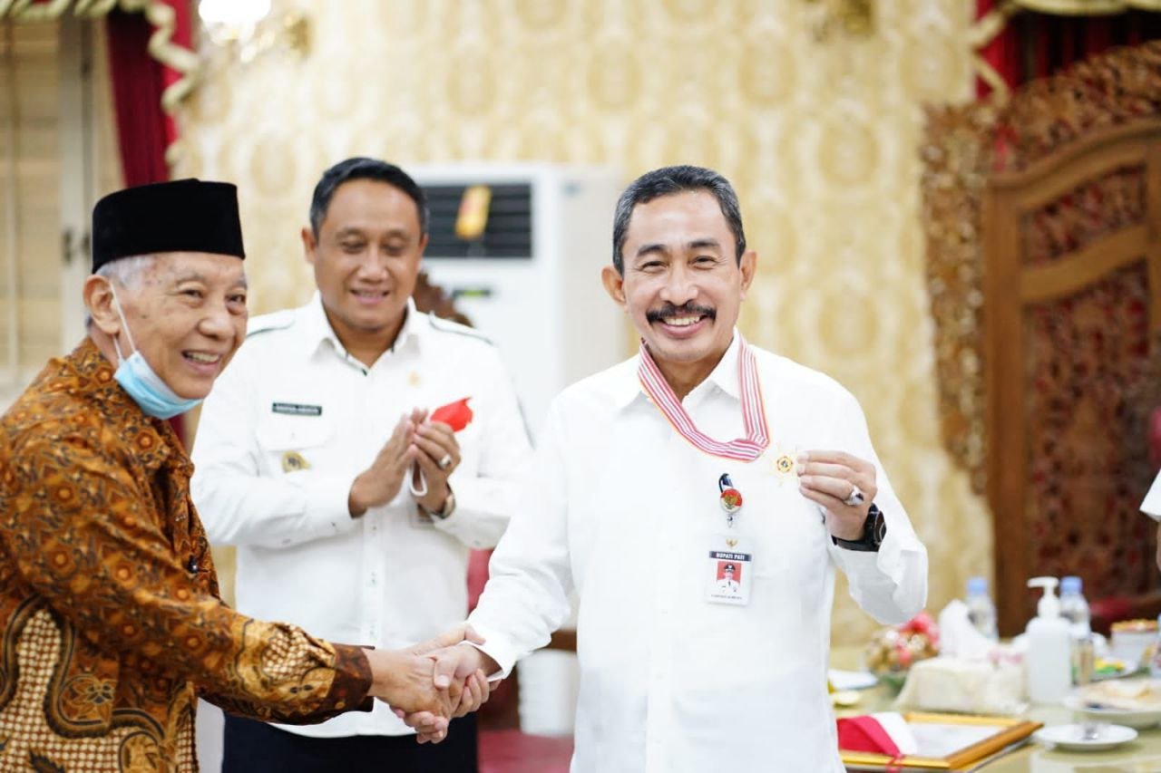 Bupati Pati Raih Penghargaan Wredatama Nugraha Utama