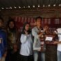 Penyerahan Hadiah Lomba 17an Periangatan HUT RI - Mitrapost