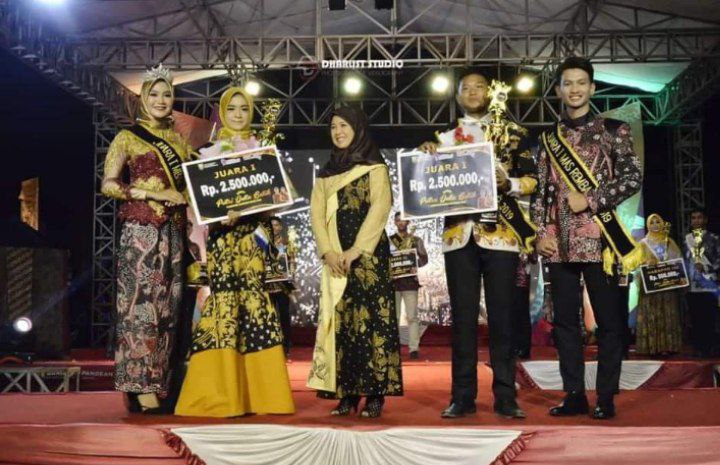 Foto: Pemenang Duta Batik Kabupaten Rembang pada tahun 2019/mitrapost.com/Sri Lestari