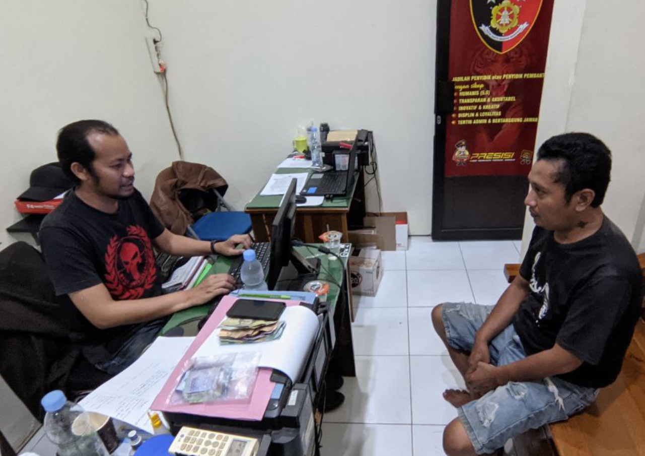 Polsek Wedarijaksa Ungkap Kasus Judi Togel Hongkong di Ngurenrejo