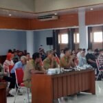 Foto: Herry Martono Sub Koordinator Perlindungan dan Pemberdayaan Nelayan Dinlutkan Kabupaten Rembang dalam rapat koordinasi menyamakan kebijakan BBM dan LPG subsidi/mitrapost.com/Sri Lestari