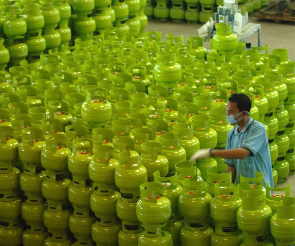 Bupati Rembang Imbau PNS Dilarang Gunakan LPG 3 Kilogram