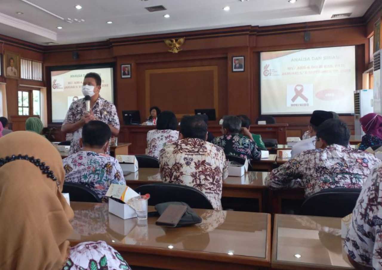 Foto : Suasana Kegiatan Sosialisasi Perda dan Perbup HIV-AIDS di Ruang Pragola Kantor Setda Kabupaten Pati (Sumber : Mitrapost.com/ Anang SY)