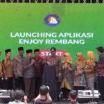 Foto: Bupati Rembang Abdul Hafidz saat melaunching Enjoy Rembang di Ngulahan Park Kecamatan Sedan/mitrapost.com/Sri Lestari