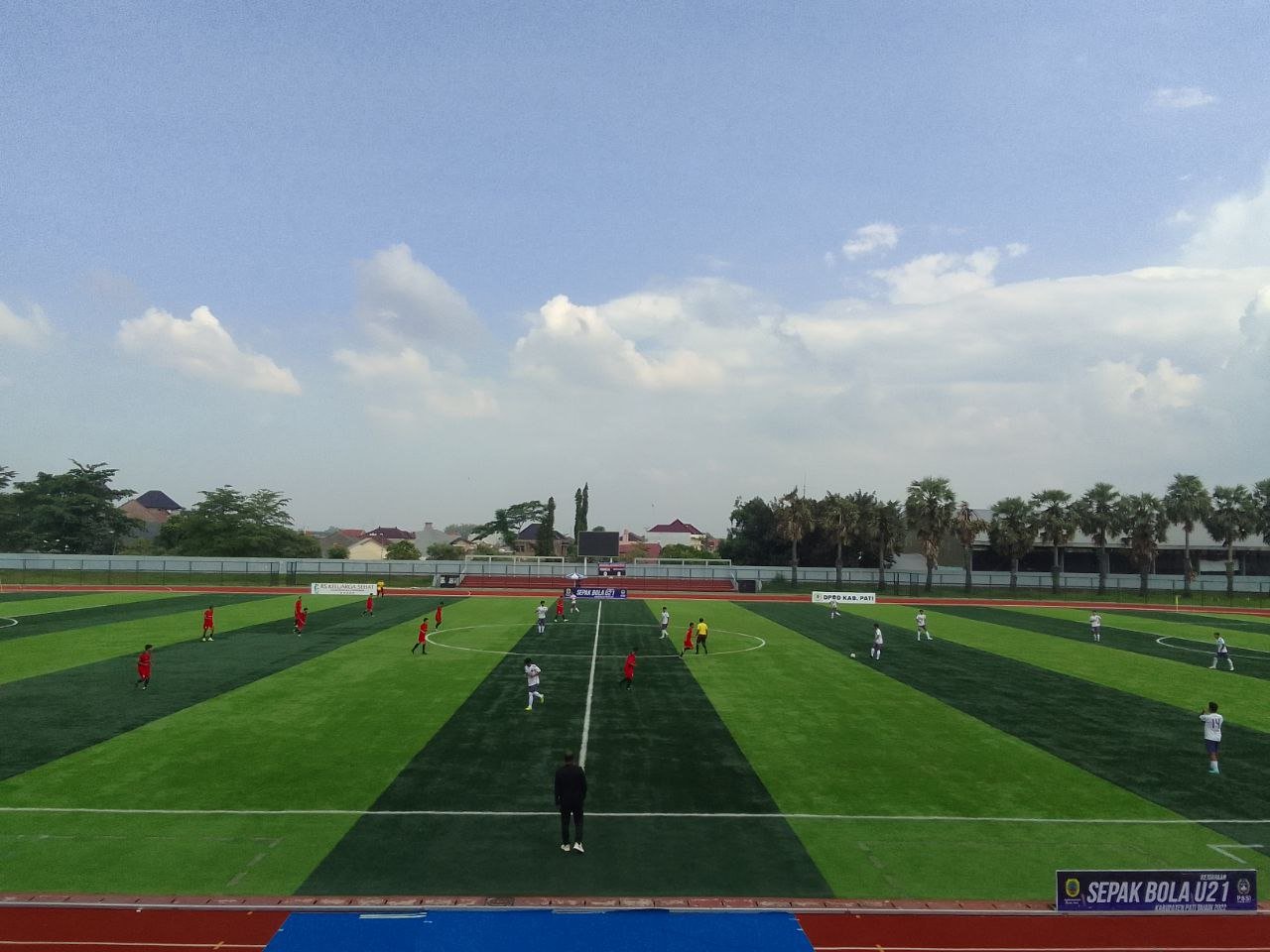 Pati Masih Selenggarakan Pertandingan Sepak Bola Tanpa Penonton Pati Masih Selenggarakan Pertandingan Sepak Bola Tanpa Penonton