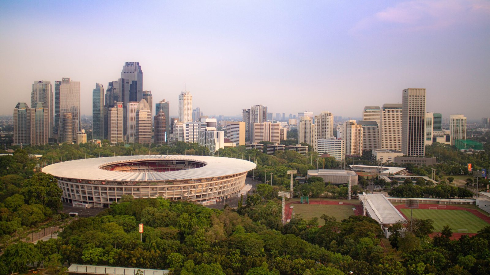 Foto: Gelora Bung Karno (Sumber: Unsplash.com)