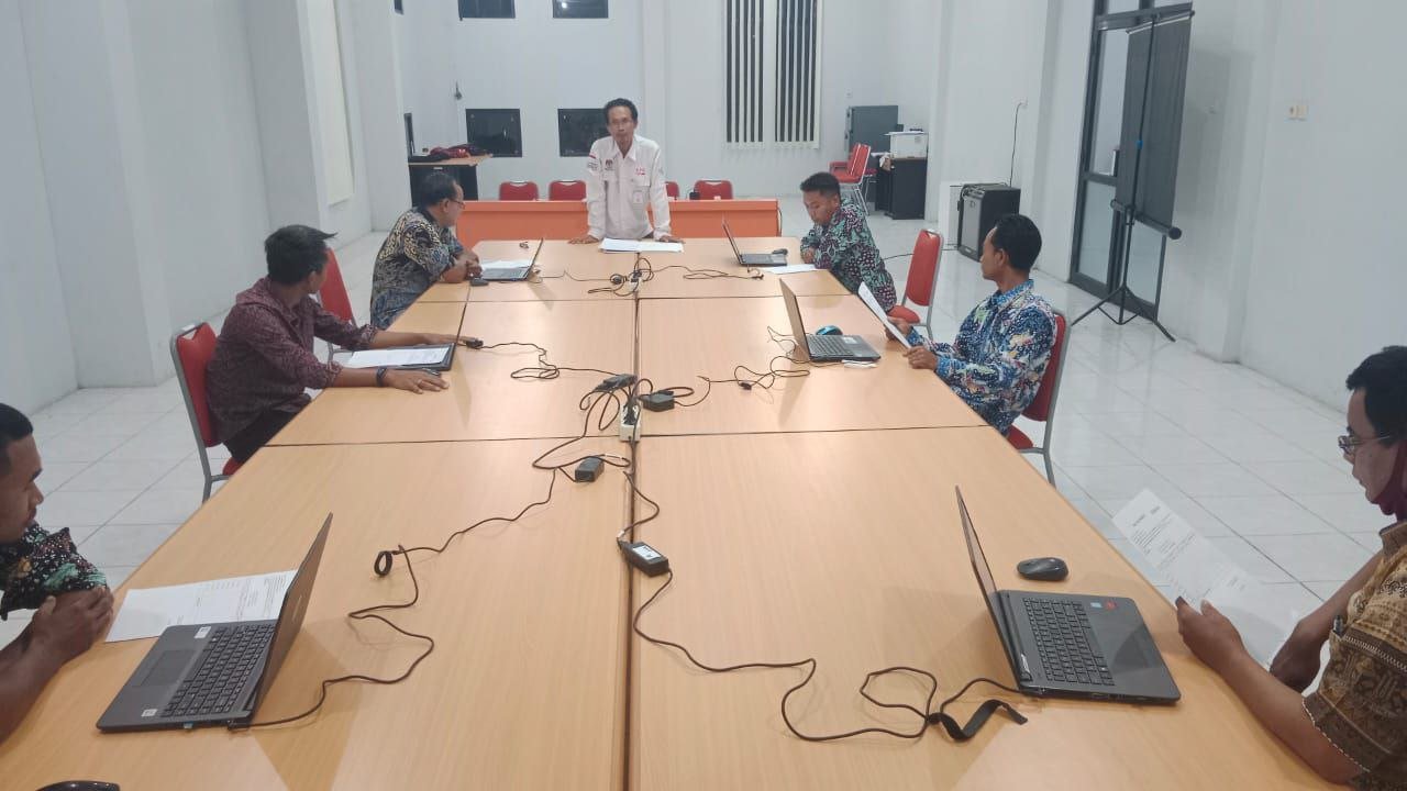 Foto: Suasana seleksi tahap wawancara dan kompetensi CAT bagi calon Panitia Pemungutan Kecamatan (PPK)/mitrapost.com/Sri Lestari