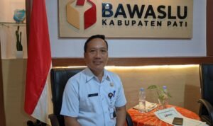 Foto : Ahmadi, Ketua Bawaslu Kabupaten Pati (Sumber : Mitrapost.com/ Anang SY)