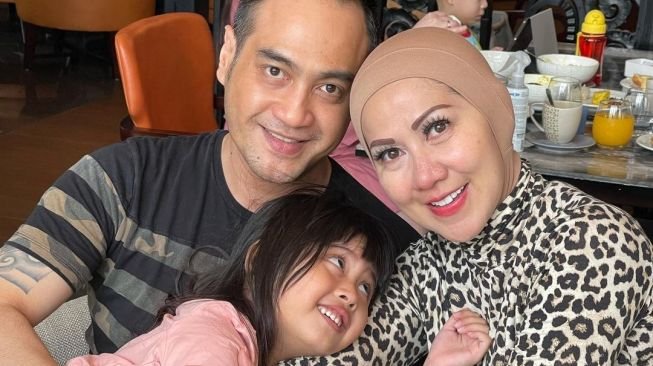 Venna Melinda Akui Emosi Ferry Irawan Jadi Pemicu Kekerasan Terjadi/suara
