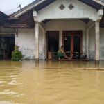 Terendam Banjir, Sekitar 1500 Warga Desa Banjarsari Memilih Bertahan di Rumah
