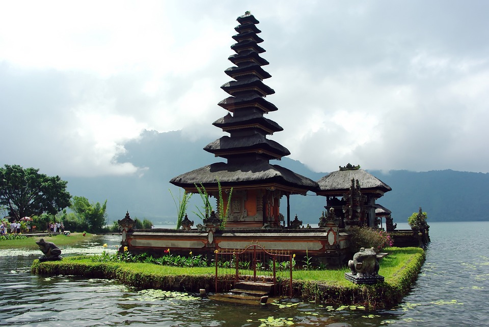 6 Daerah yang Terkenal Mistis Di Indonesia