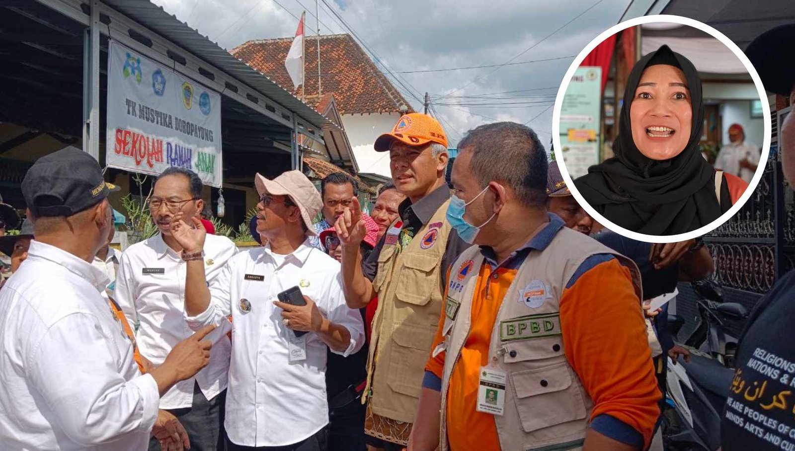 Foto: Ganjar saat melihat kondisi banjir di Desa Doropayung (sumber:vind/mitrapost)